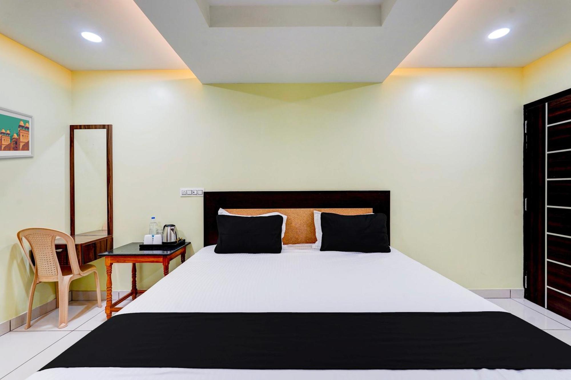Super Hotel O Perungalathur Near Bus Stand Chennai Exterior foto